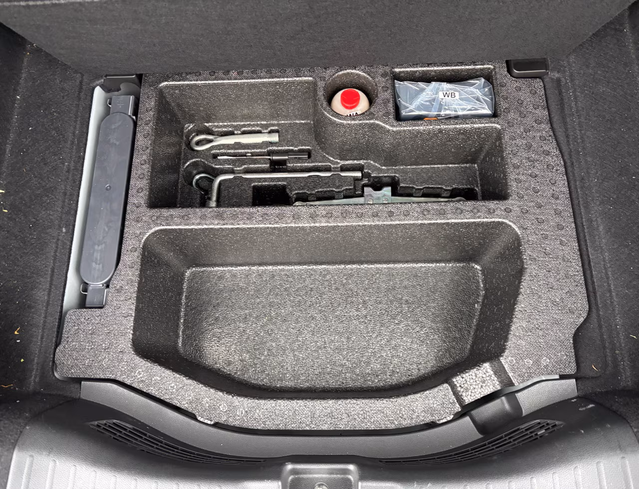 Toyota Prius Hybrid 25