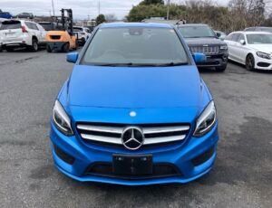 Mercedez Benz cover Pic